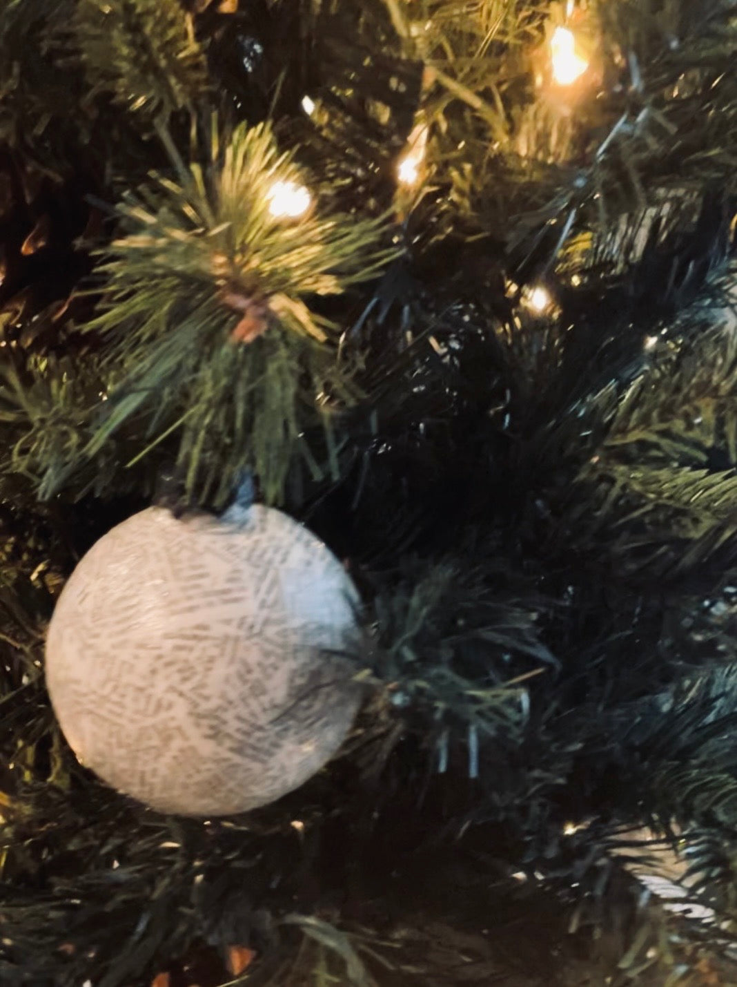 Ornament – Glass Ball